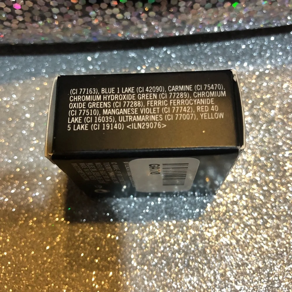 BNIB! MAC Eyeshadow single in Amber Lights Frost